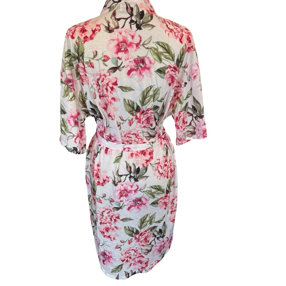 Show Me Your MuMu Pink and Green Floral Robe - Picture 2 of 7